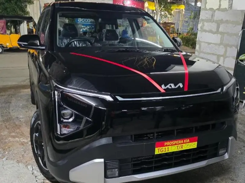 New Kia Carens Clavis